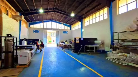 A photo of Hamyar Mechanic workplace – work-place1