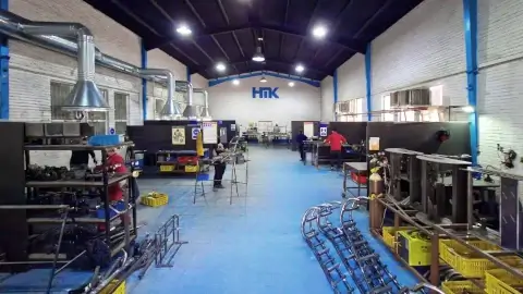 A photo of Hamyar Mechanic workplace – work-place2